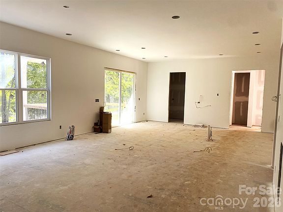 4th image of 103 Cody Ct