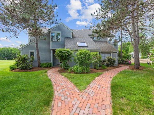 23 Golf View #B, Laconia, NH 03246