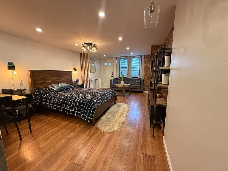 42 Willow Wood Sq — Photo 4