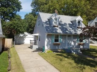 1025 Washtenaw St NE, Grand Rapids, MI