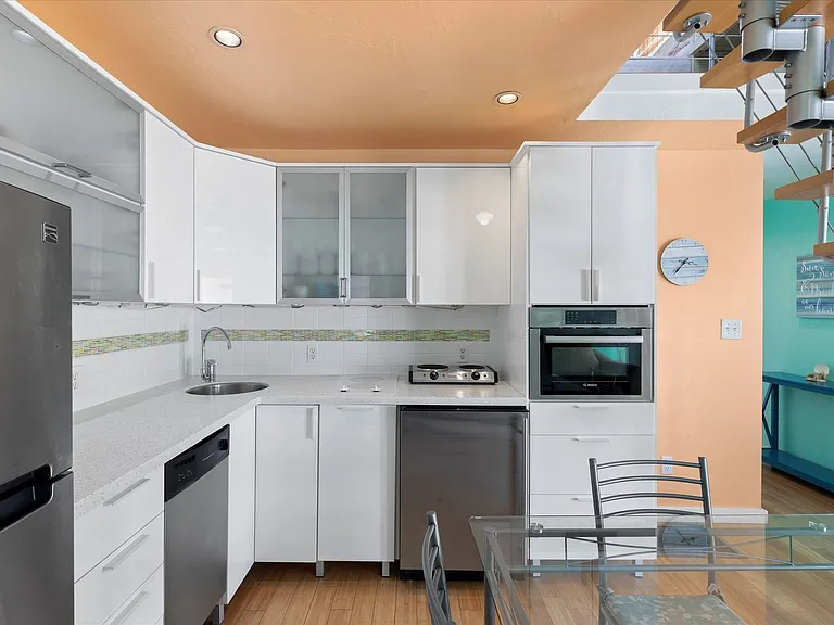 3708 Duck Ave — Photo 12