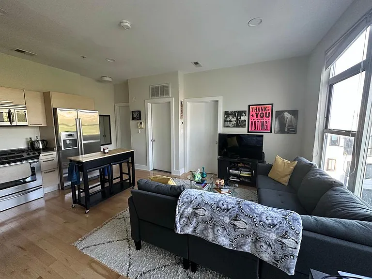 1616 11th St NW #Penthouse 2 — Photo 4