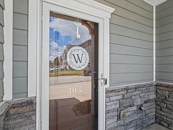 3rd image of 303 Hartland Pl