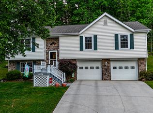 394 Stanley Dr, Ringgold, GA 30736