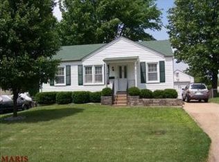 235 Derhake Rd, Florissant, MO 63031