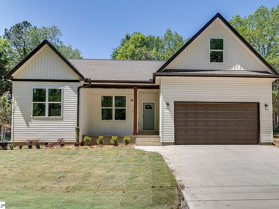 1st image of 3 Carter Dr