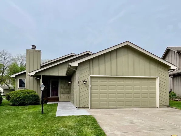 3029 SW Hunters Ln, Topeka, KS 66614
