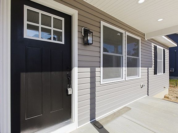 4th image of 826 S Glebe Rd