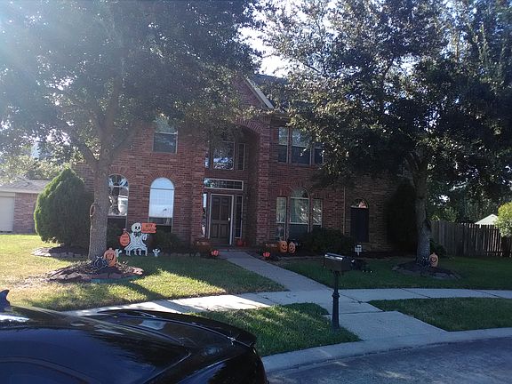 4th image of 402 Willow Pointe Dr