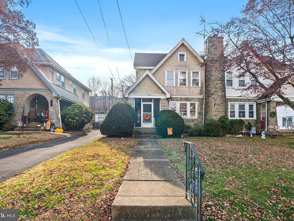 1st image of 4608 Woodland Ave