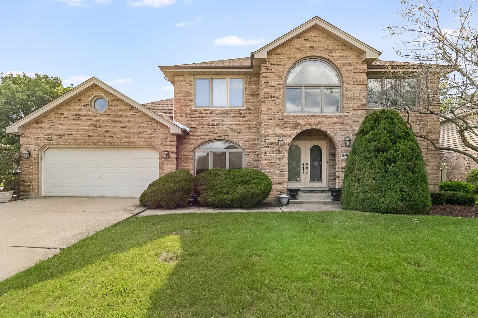 16906 S Meadowcrest Dr photo 1