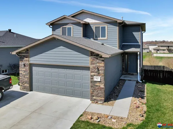 1611 SW Derek Ave, Lincoln, NE 68522