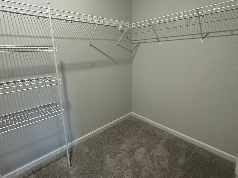 563 Magnolia Terrace Dr — Photo 33
