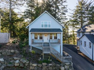 650 NE Lillian Ln, Depoe Bay, OR