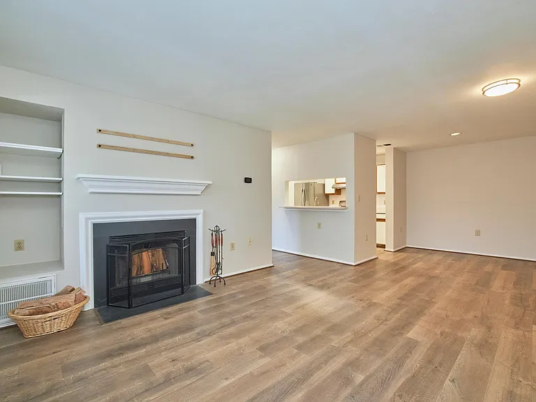 21033 Timber Ridge Ter #201 — Photo 4