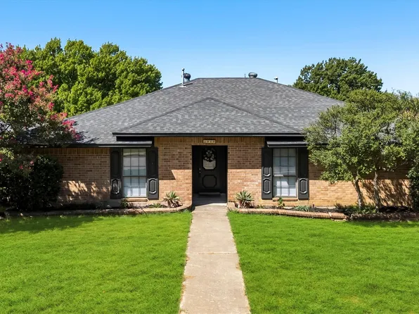 1918 Big Sky Dr, Lewisville, TX 75077