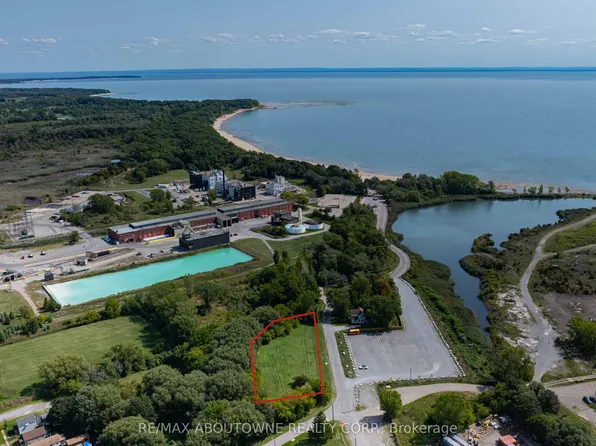 55 Fares St, Pt Colborne, ON L3K 1A2