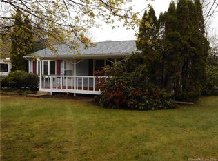 16 Porra Ln, North Grosvenordale, CT 06255