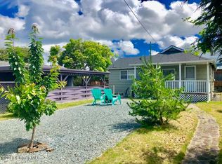 471 11th Ave, Seaside, OR 97138