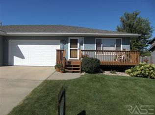 619 N Solar Dr, Sioux Falls, SD 57103