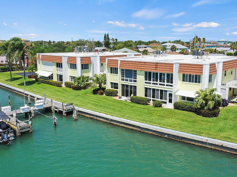 1st image of 1315 Bayshore Dr #202