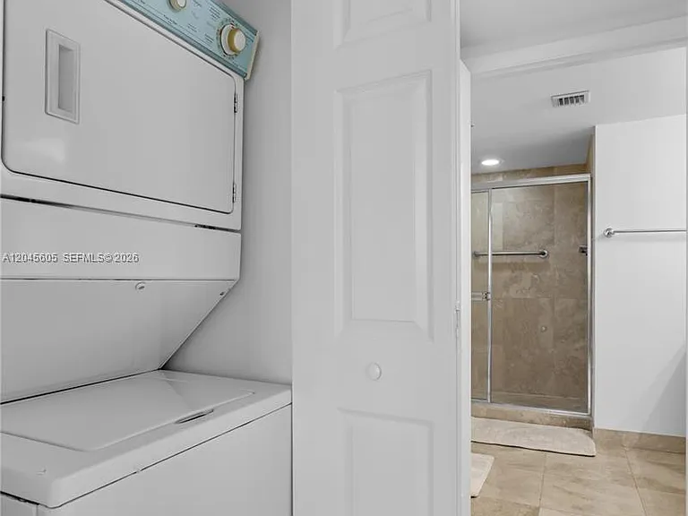 3232 SW 22nd Ter #804 — Photo 26