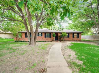 1405 Roman Rd, Grand Prairie, TX 75050