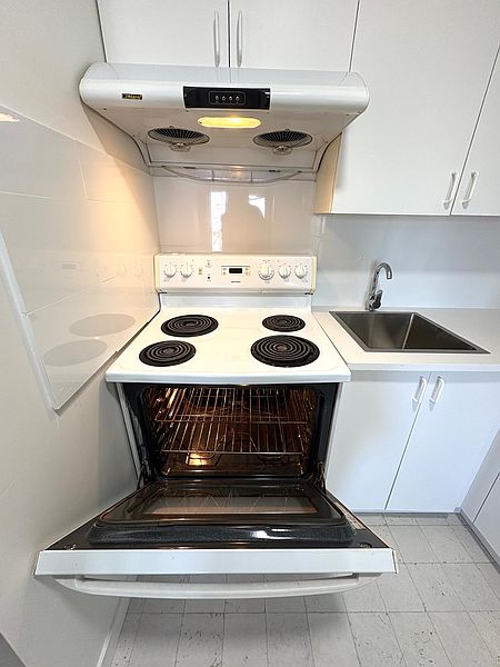 Richmond Apartment for rent - 2 Bedrooms — photo 3