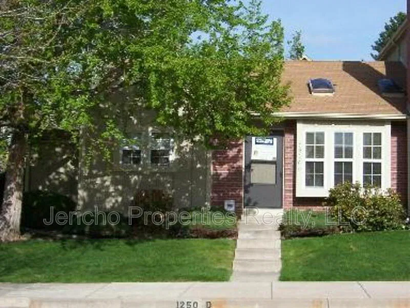 1250 S Flower Cir #D