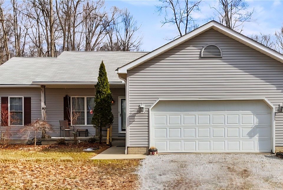 1st image of 611 County Road 801