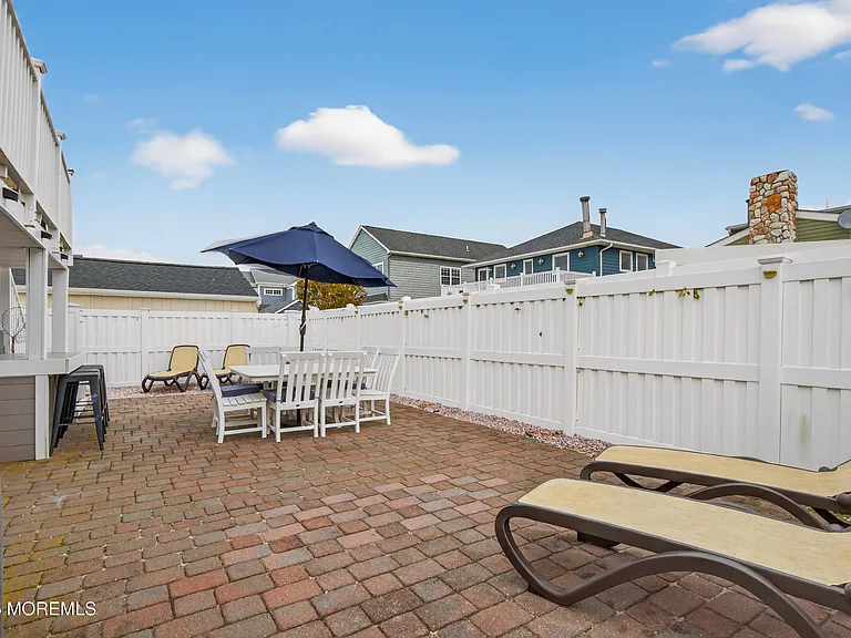 B19 Haddonfield Ave — Photo 32