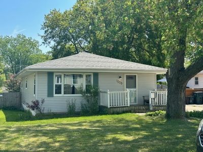 1029 Franklin Ave, Winthrop Harbor, IL, 60096