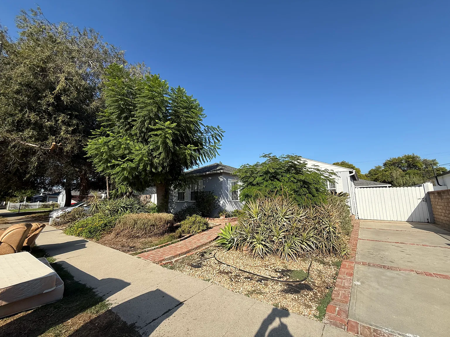 3 bed, 1676 sqft, $4,100 — Photo 2