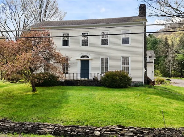 1735 Ellis Hollow Rd, Ithaca, NY 14850