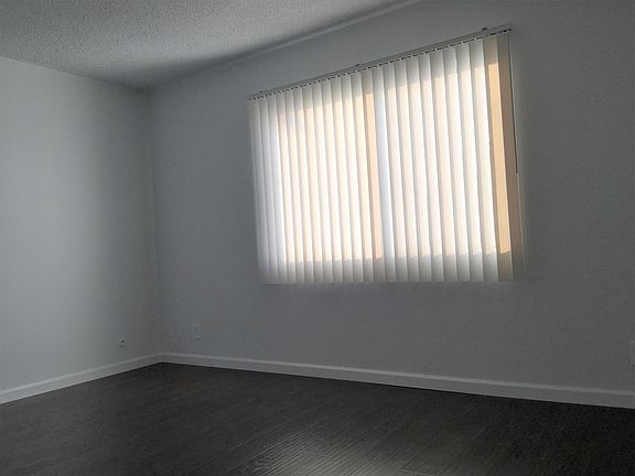 4th image of 603 N New Hampshire Ave APT 7