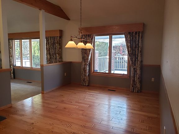 5th image of 2916 Shadow Oaks Pl