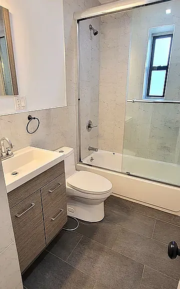 316 Franklin Ave #1 — Photo 5