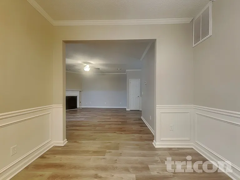 222 Southwind Ln — Photo 5