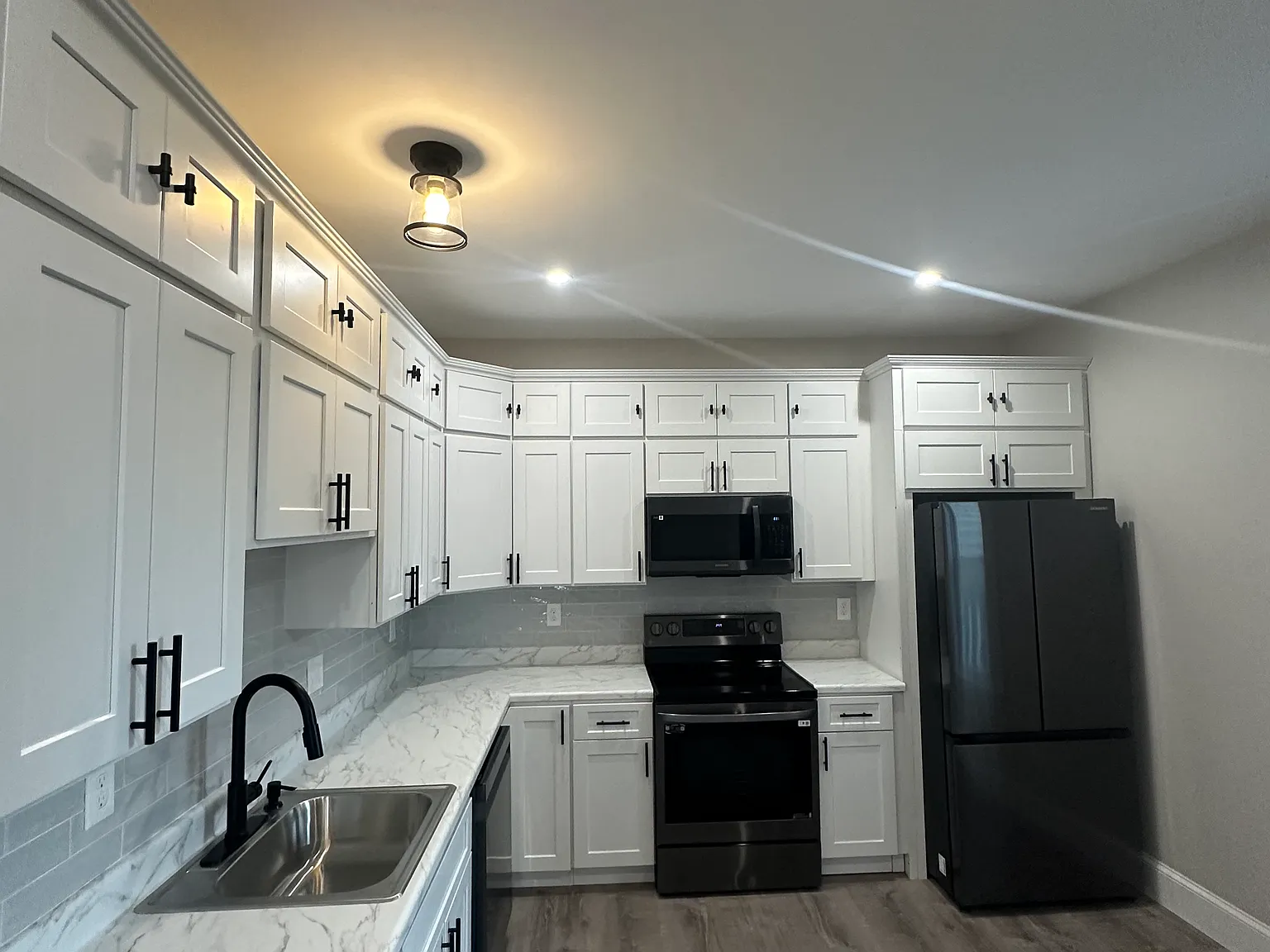 4 bed, 2000 sqft, $3,500 — Photo 4