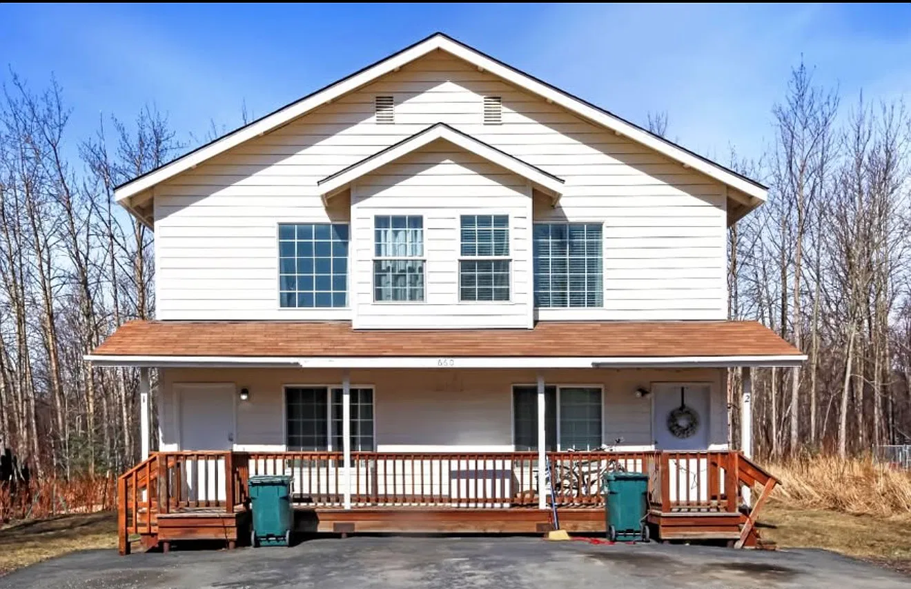 2 bed, 1.5 bath, 850 sqft, $1,800 — Photo 1