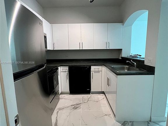 4th image of 9172 Collins Ave APT 214