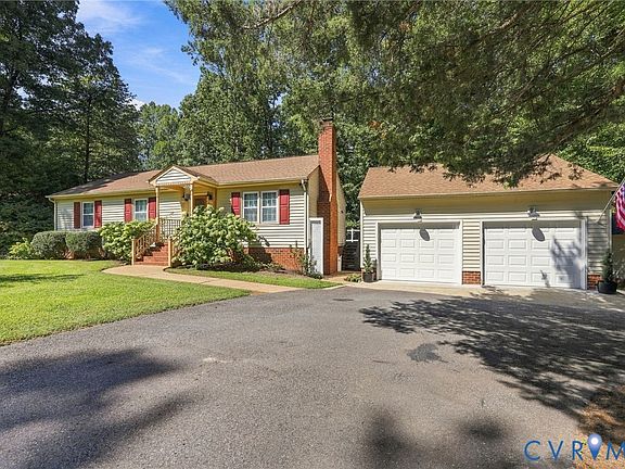 3rd image of 12914 Red Chestnut Dr