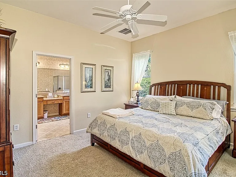 3460 Lakeview Isle Ct — Photo 25