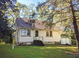 1165 Conrad Rd, Saginaw, MI 48601