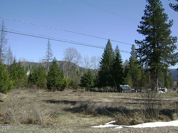 2nd image of 526 Spencer Rd