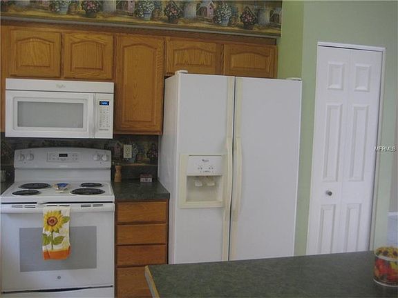 5th image of 4039 Salem Square Ct