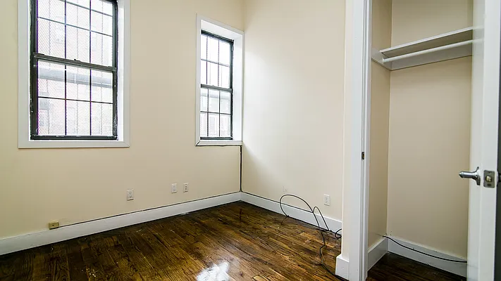 Rented by Nooklyn NYC LLC | media 4