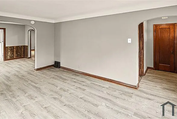 249 S Hartnett Ave — Photo 3