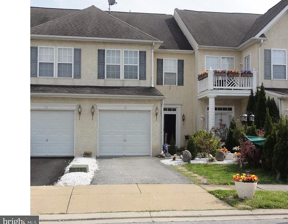 1st image of 51 W Sarazen Dr