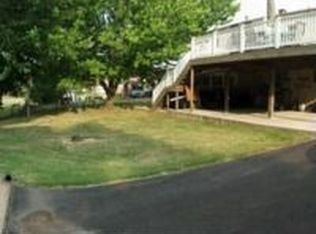 8128 Callo Ln, Baltimore, MD 21237